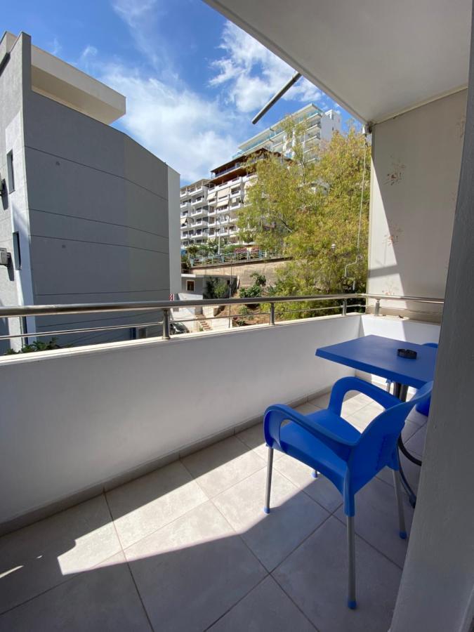 Hotel Andrea Sarandë エクステリア 写真