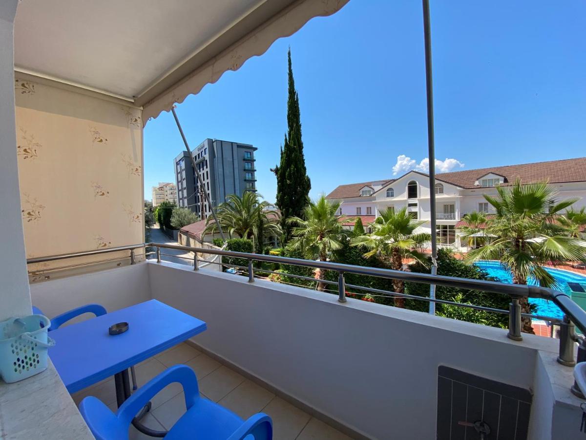 Hotel Andrea Sarandë エクステリア 写真